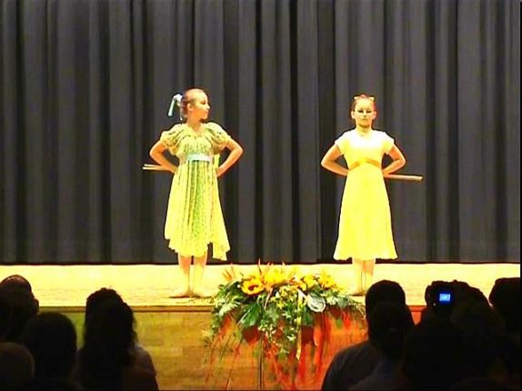 02_melanie_vanessa_03.jpg